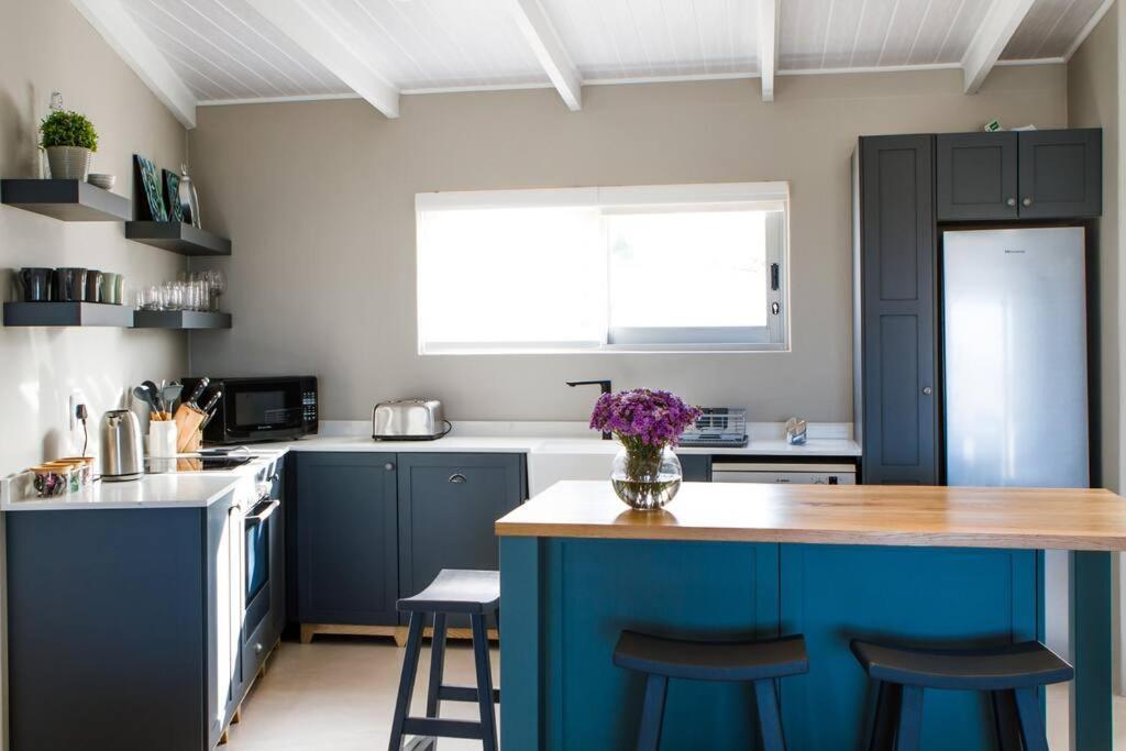 Deja Blue Villa Struisbaai Buitenkant foto