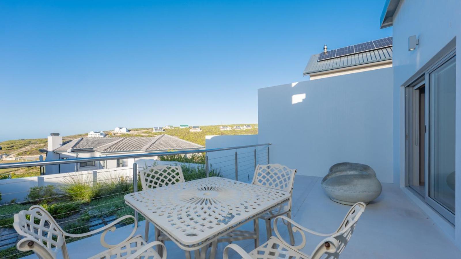 Deja Blue Villa Struisbaai Buitenkant foto